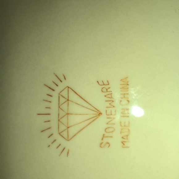 Set of Three Large 9" Stoneware Bowls - Picture 13 of 13